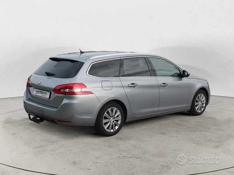 Peugeot 308 2021 photo 4
