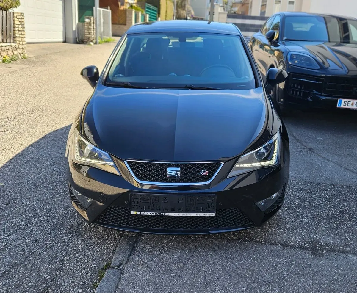 Seat Ibiza 2015 photo 3