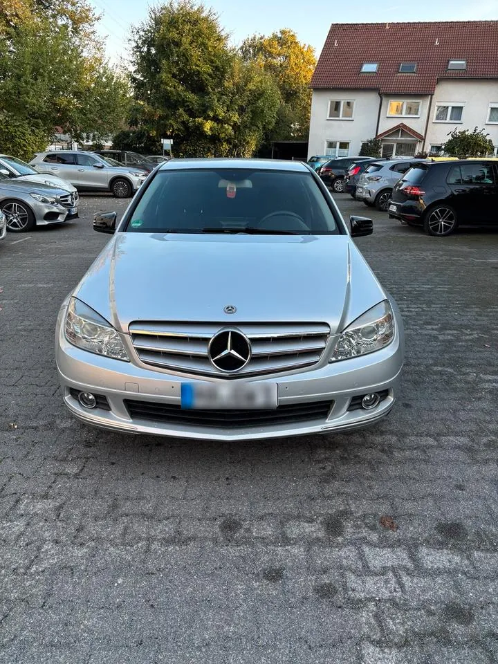 Mercedes-Benz W204