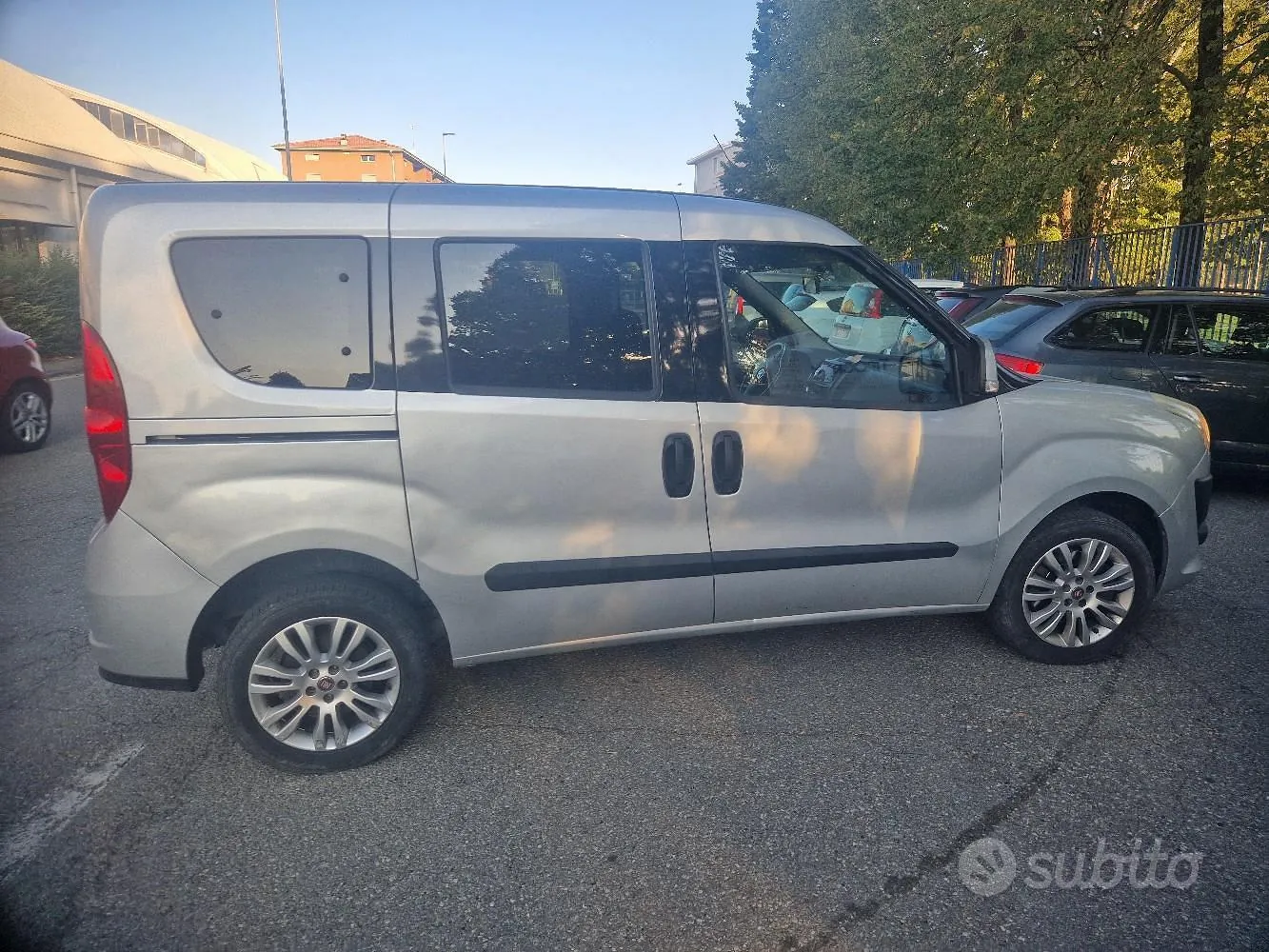 Fiat Doblò 2015 photo 2
