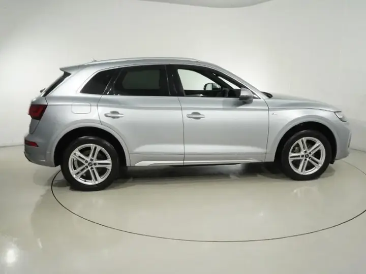 Audi Q5 2021 photo 3
