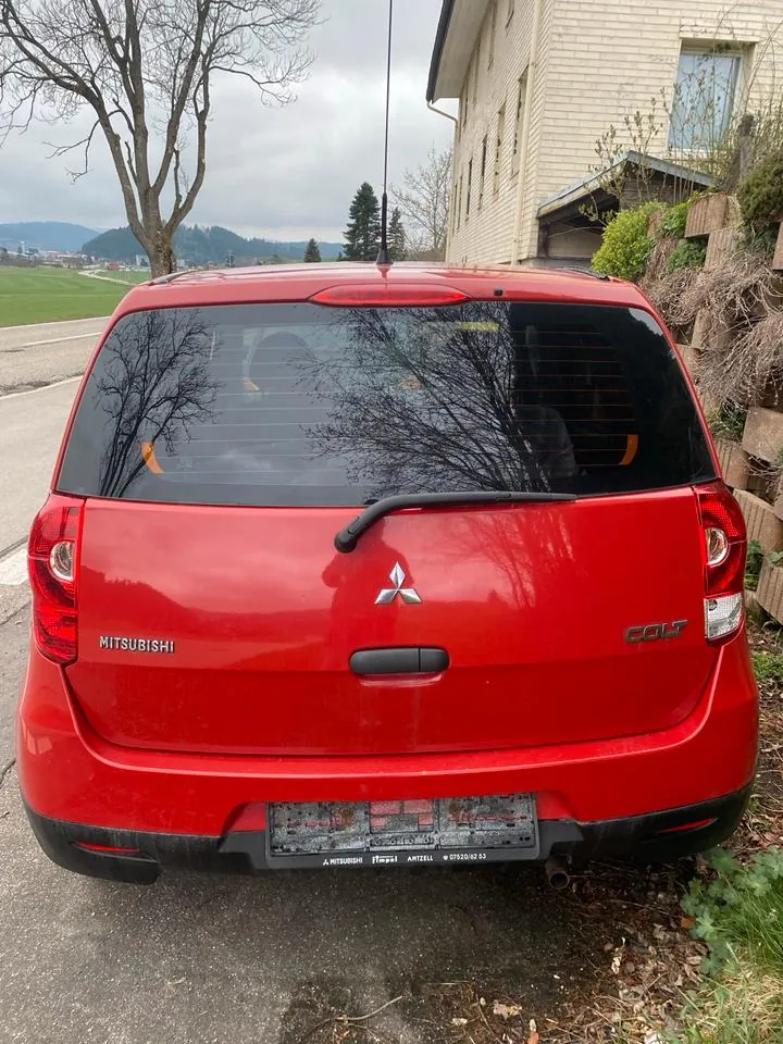 Mitsubishi Colt