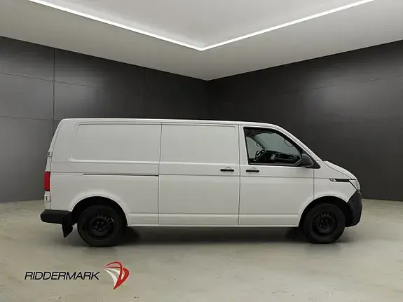 Volkswagen Transporter 2024 photo 2