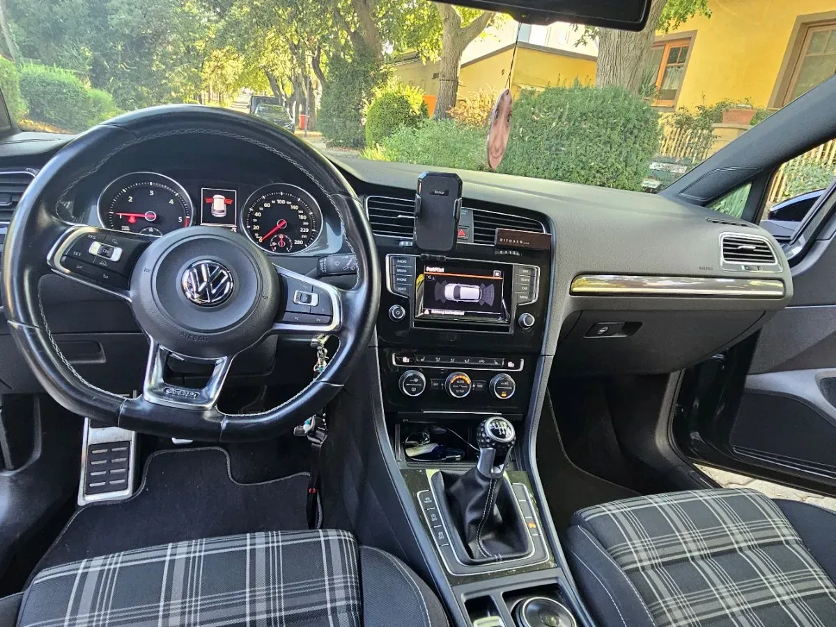 Volkswagen Golf 2014 photo 3