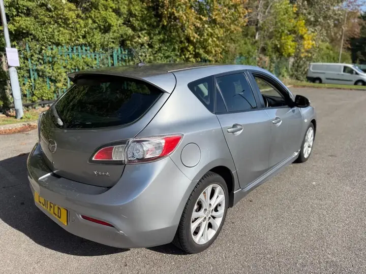 Mazda Mazda3 2011 photo 5