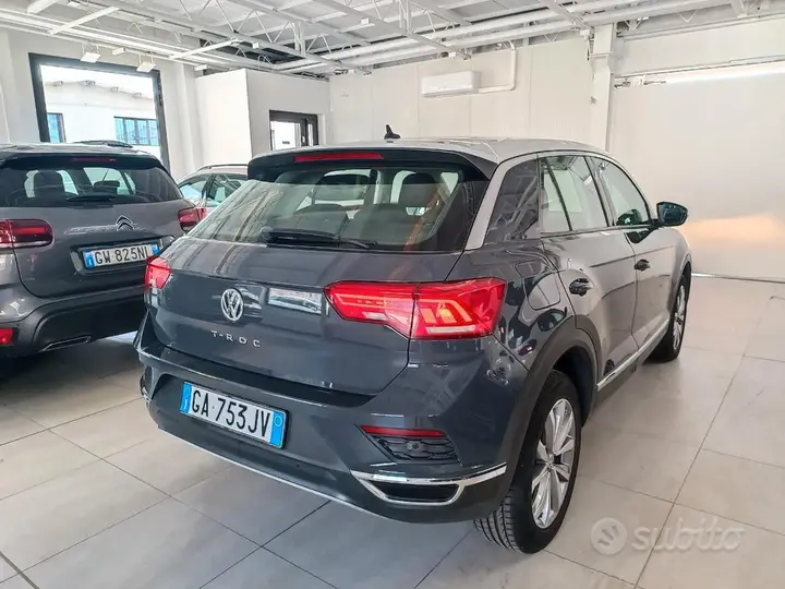 Volkswagen T-Roc 2020 photo 2