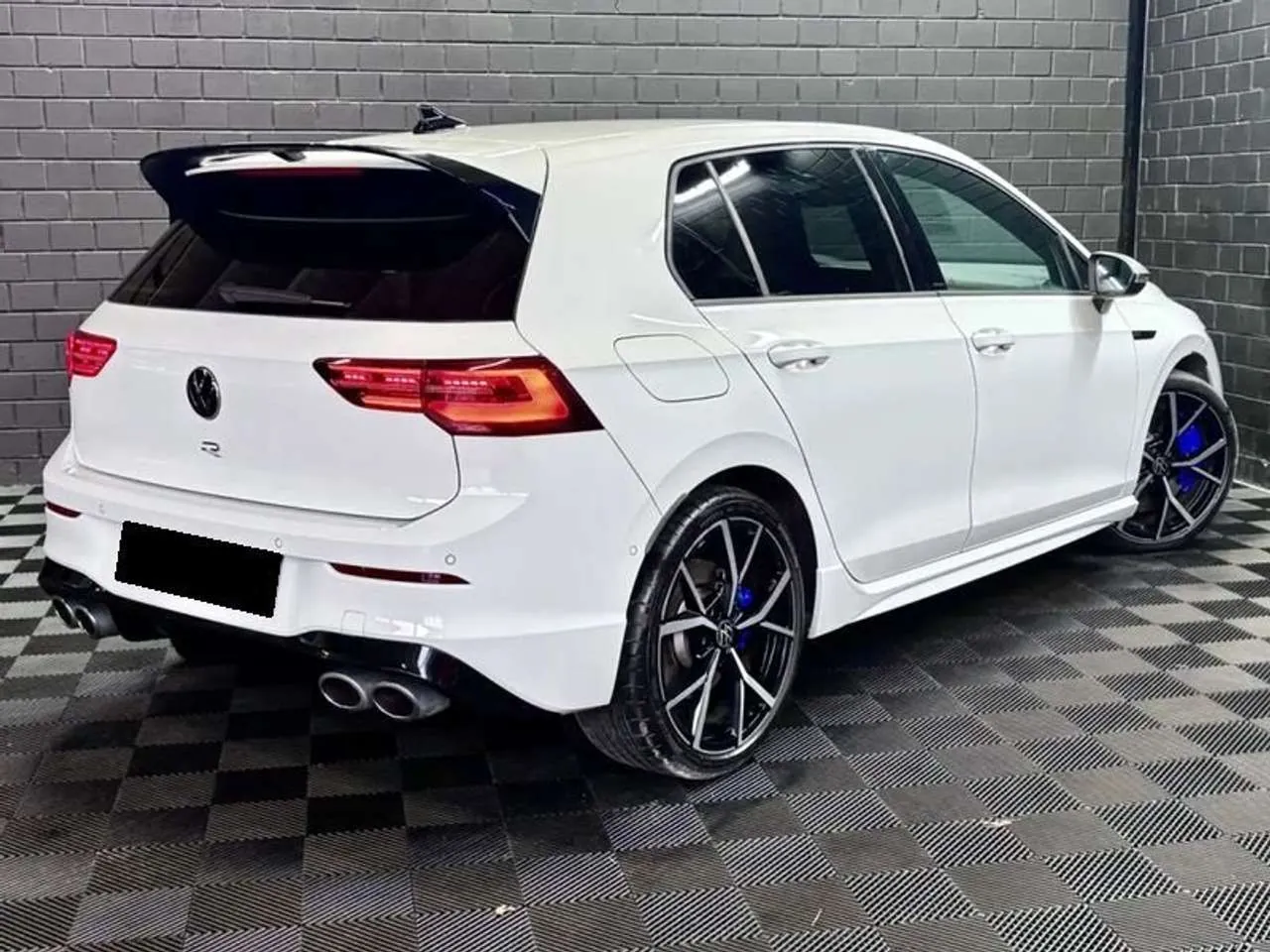 Volkswagen Golf R 2023 photo 5