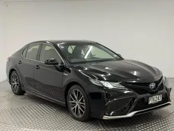 Toyota Camry 2023 photo 2