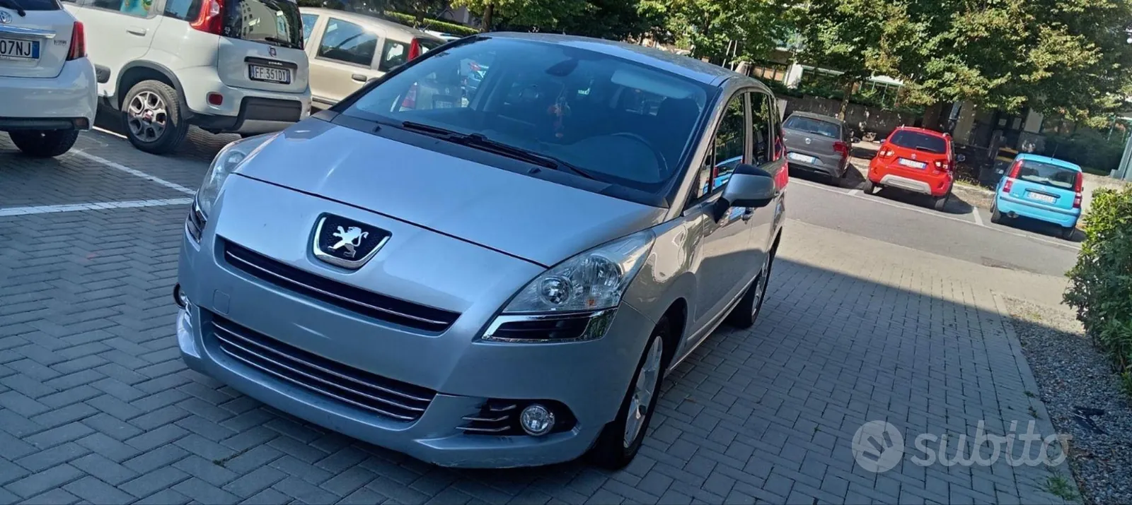 Peugeot 5008