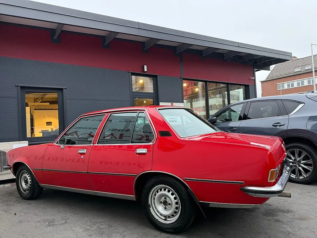 Opel Rekord 1977 photo 2