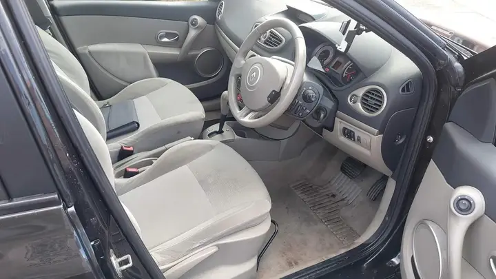 Renault Clio 2008 photo 4