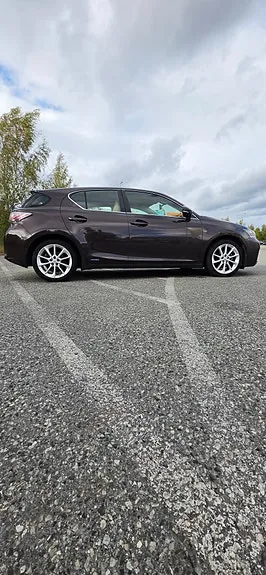 Lexus Ct200H 2011 photo 4
