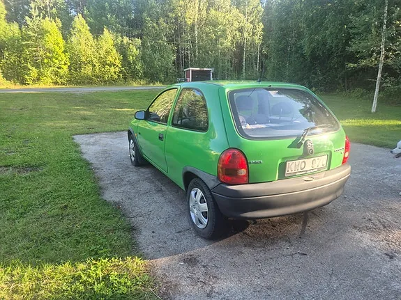 Opel Corsa 1998 photo 4