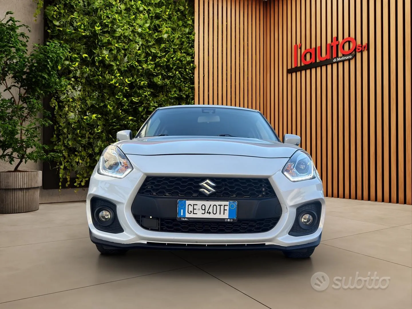 Suzuki Swift Sport 2021 photo 2