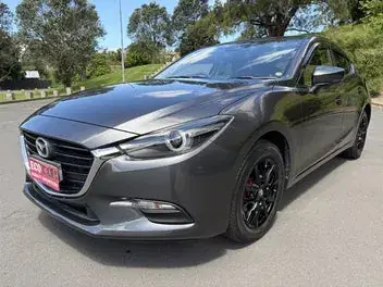 Mazda Axela 2018 photo 5