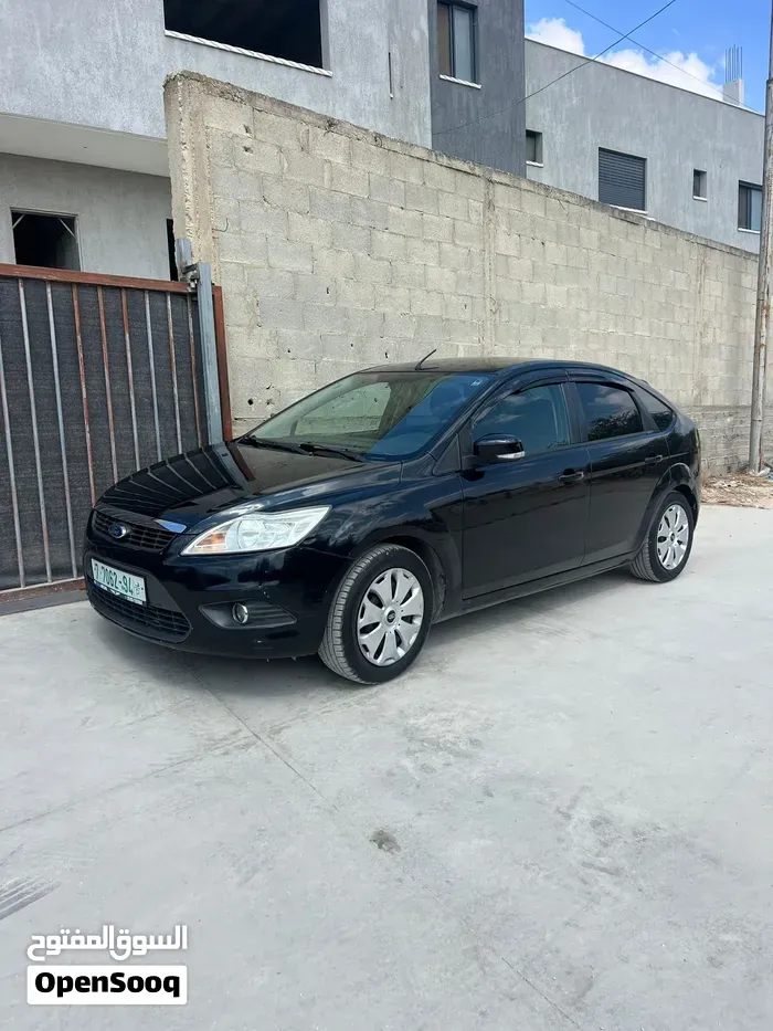 Ford Focus 2011 photo 2