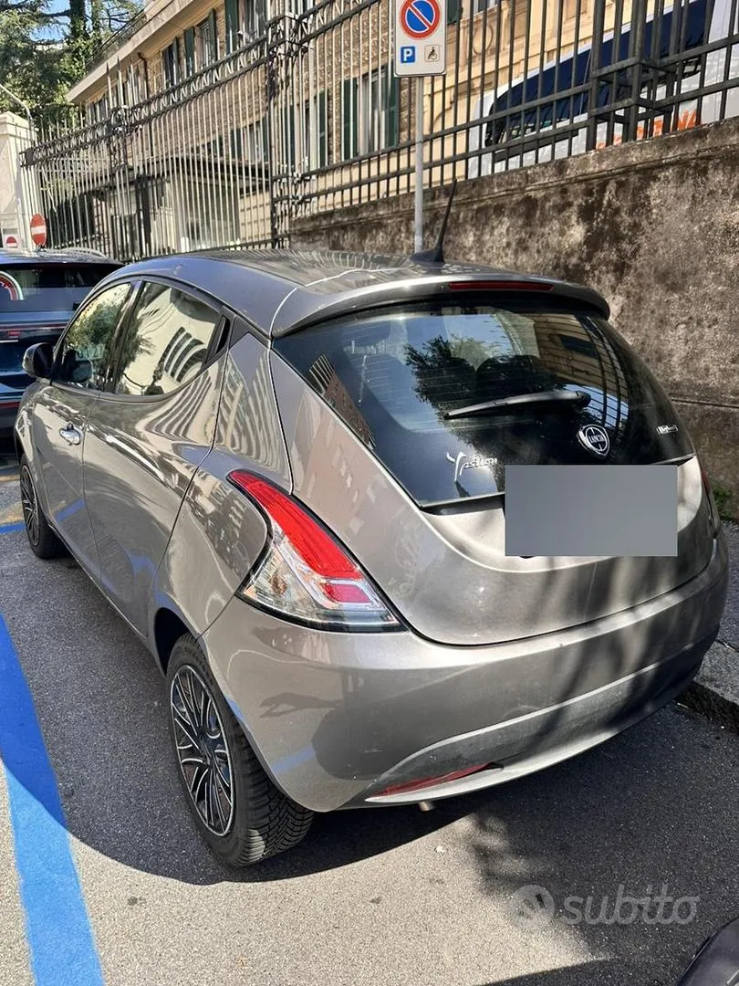 Lancia Ypsilon 2022 photo 4