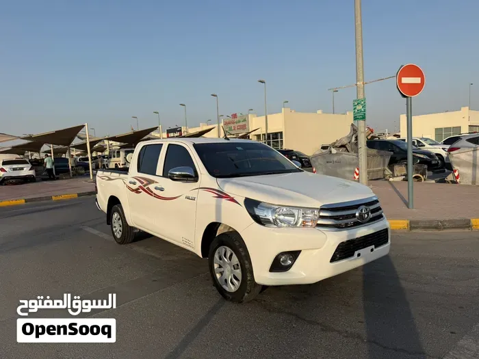 Toyota Hilux 2025 photo 3