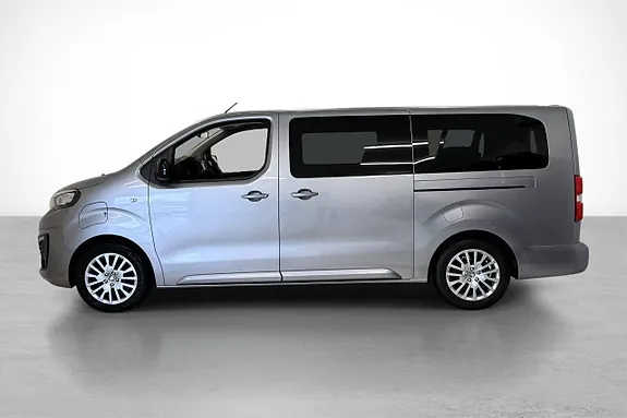 Peugeot Traveller 2022 photo 2
