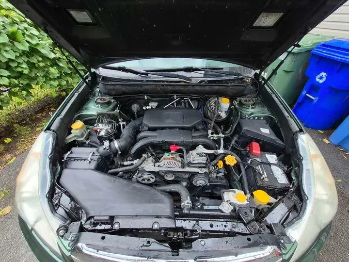 Subaru Outback 2012 photo 3