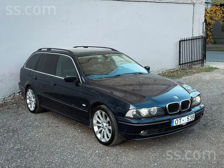 BMW 525 2003 photo 2