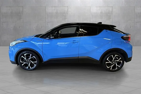 Toyota C-Hr 2019 photo 2