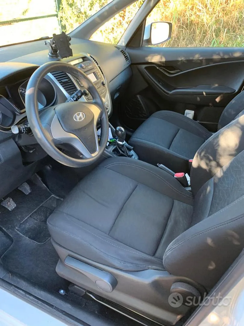 Hyundai Ix20 2012 photo 4