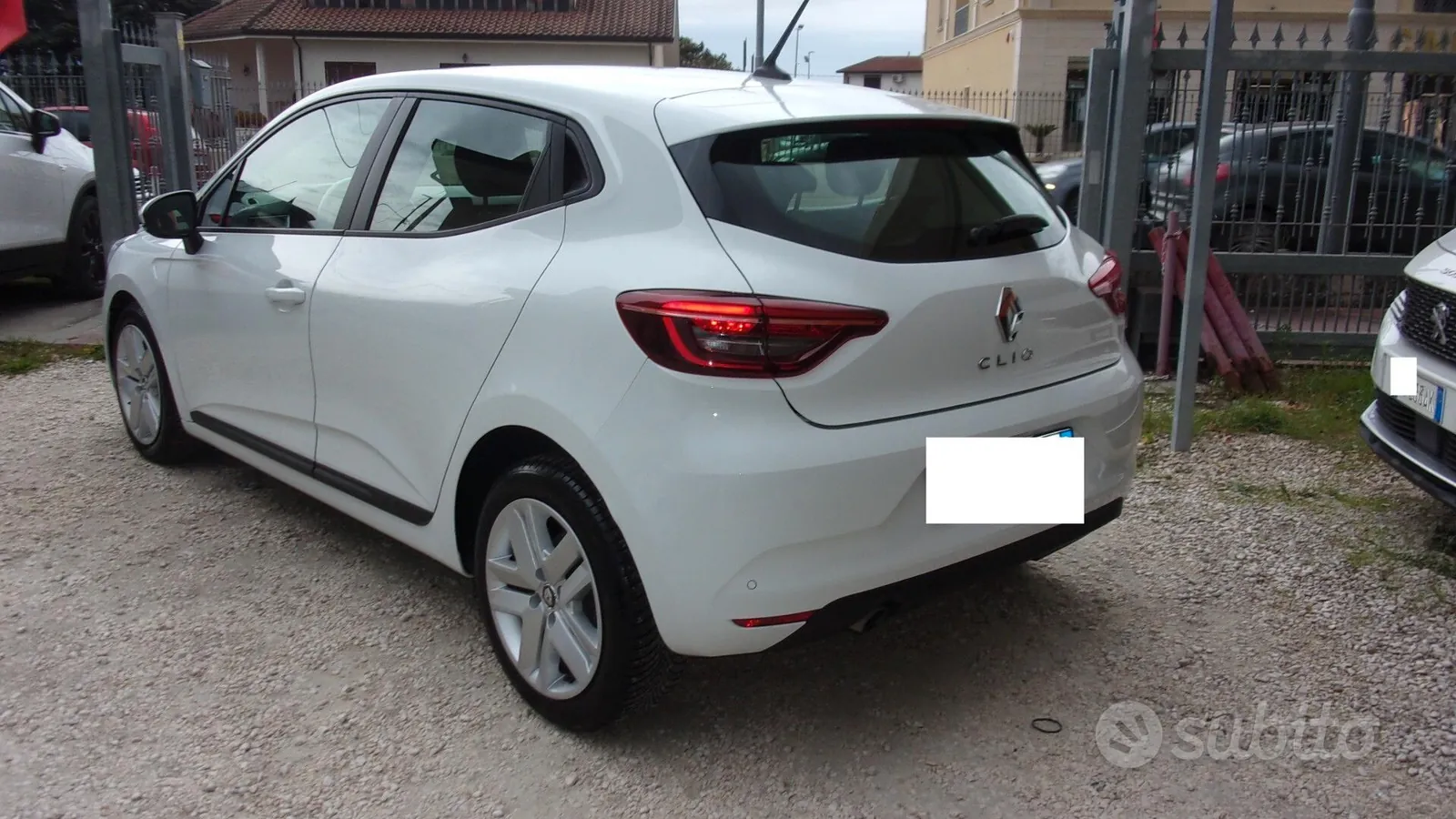 Renault Clio 2022 photo 4