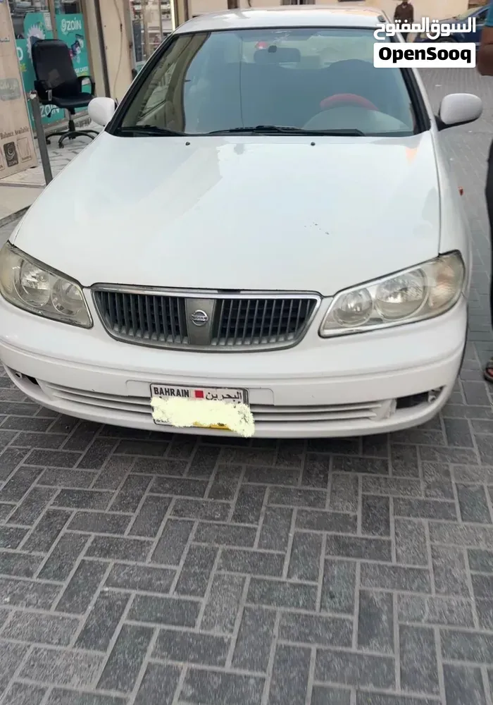 Nissan Sunny 2004 photo 2