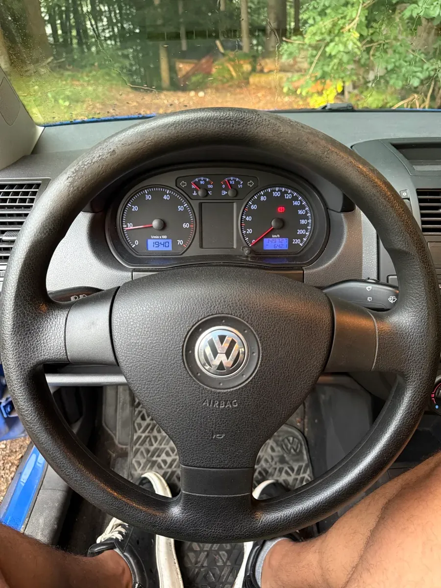 Volkswagen Polo 2009 photo 3