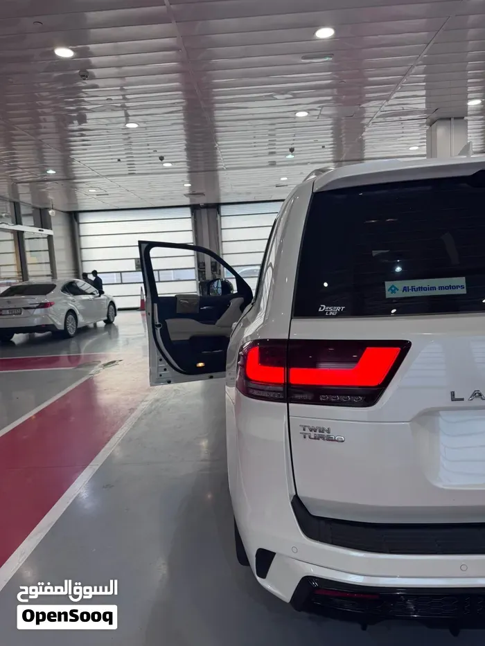 Toyota Land Cruiser 2024 photo 3