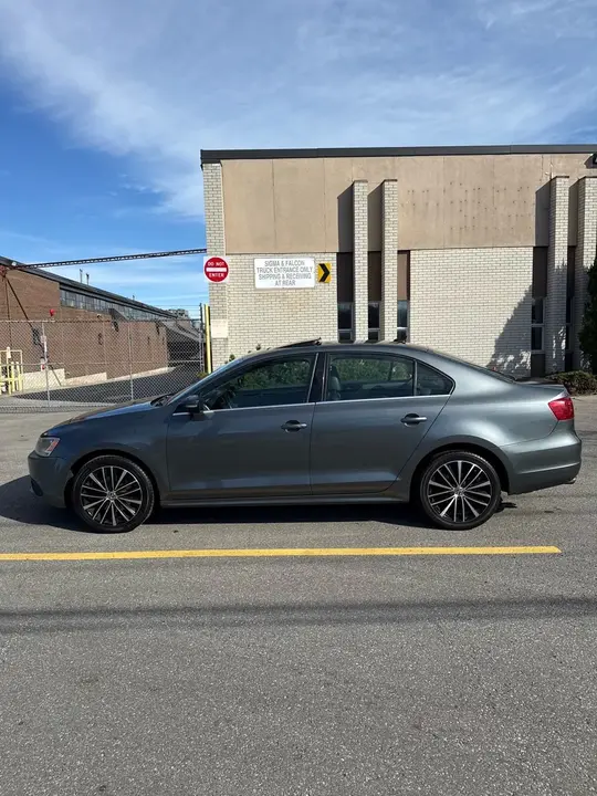 Volkswagen Jetta 2014 photo 4