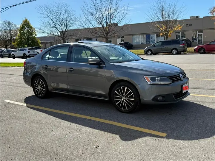 Volkswagen Jetta 2014 photo 2