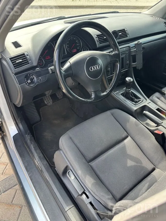 Audi A4 2002 photo 5
