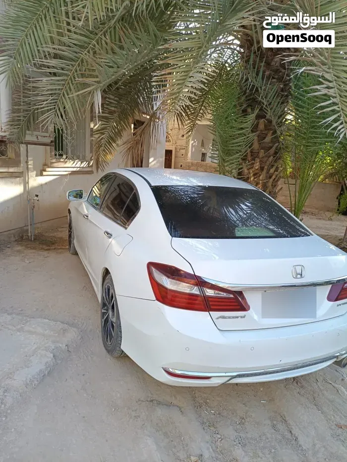 Honda Accord 2017 photo 3