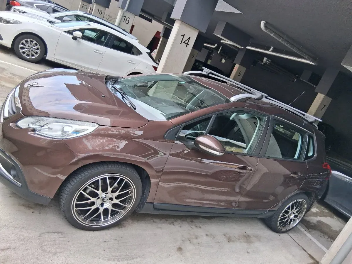 Peugeot 2008 2014 photo 3