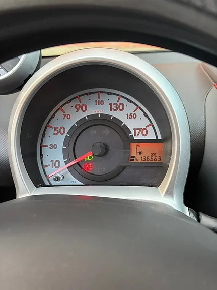 Peugeot 107 2008 photo 5