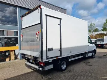 Mercedes-Benz Sprinter 2022 photo 2