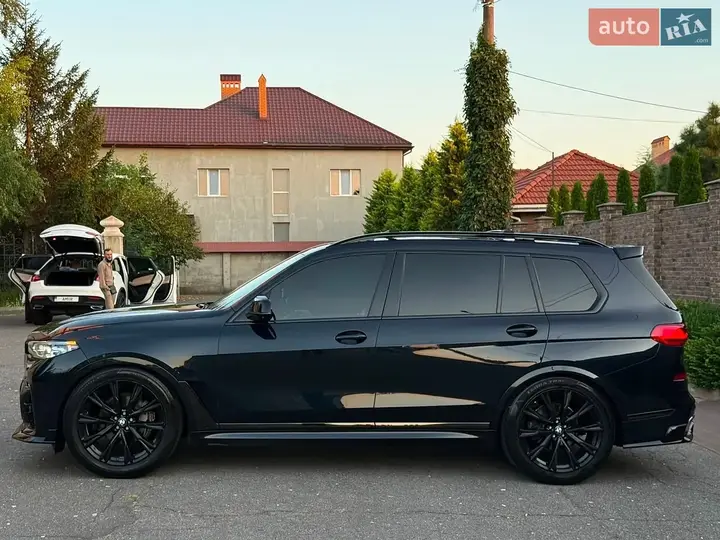 BMW X7 2020 photo 2
