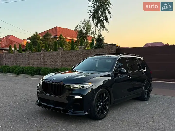 BMW X7