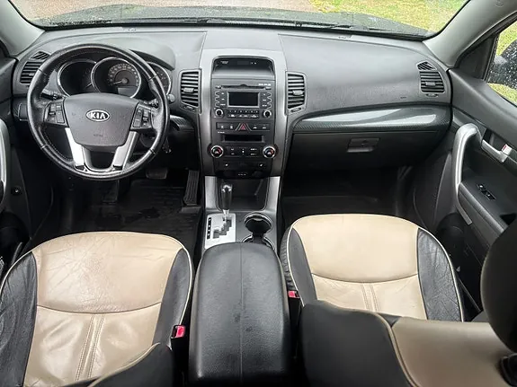 Kia Sorento 2010 photo 5