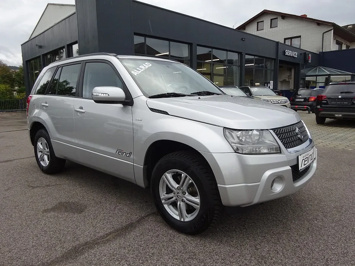 Suzuki Vitara 2011 photo 3