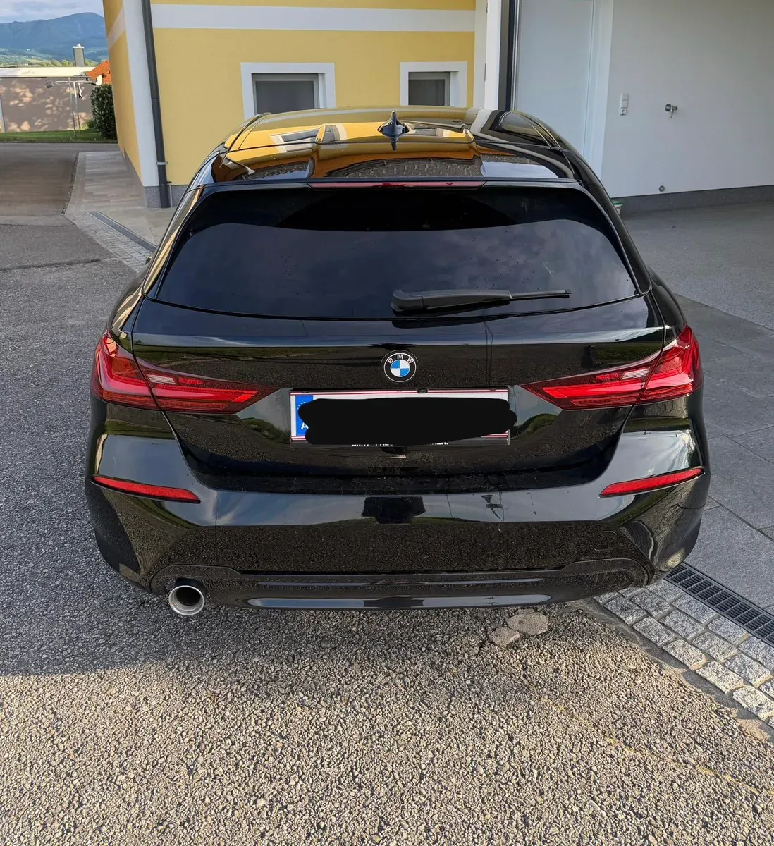BMW 1 Series 2022 photo 3