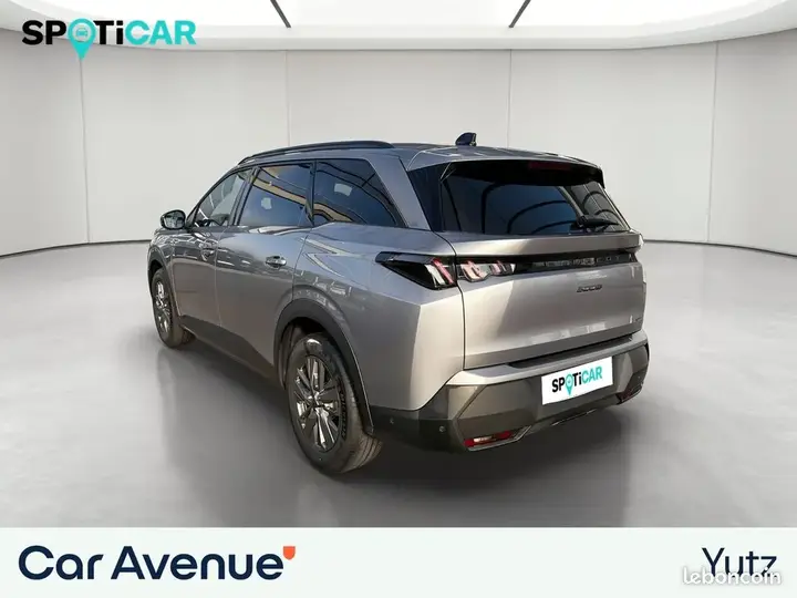 Peugeot 5008 2025 photo 3