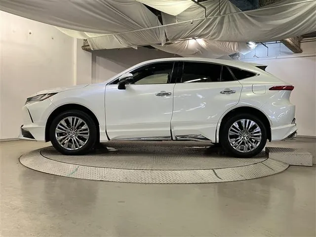 Toyota Harrier 2020 photo 4
