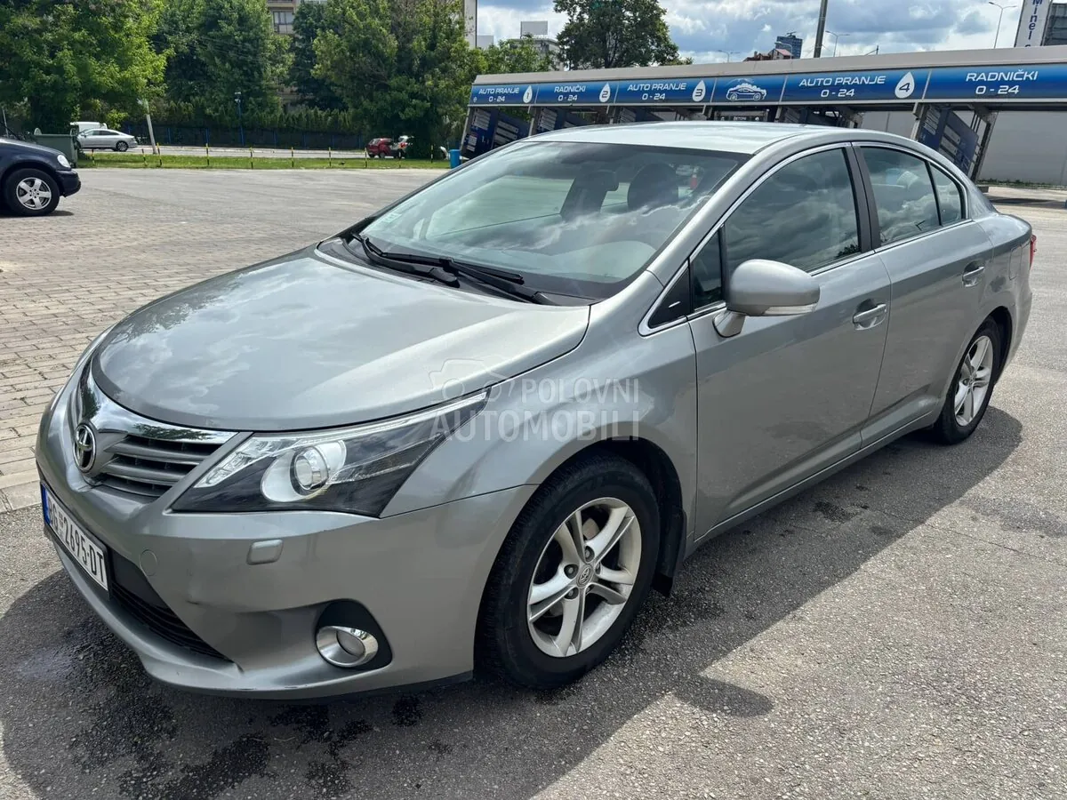 Toyota Avensis 2014 photo 3