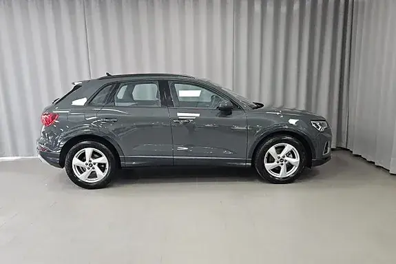 Audi Q3 2025 photo 5
