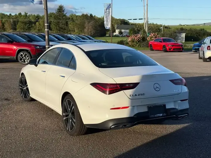 Mercedes-Benz Cla 2025 photo 5