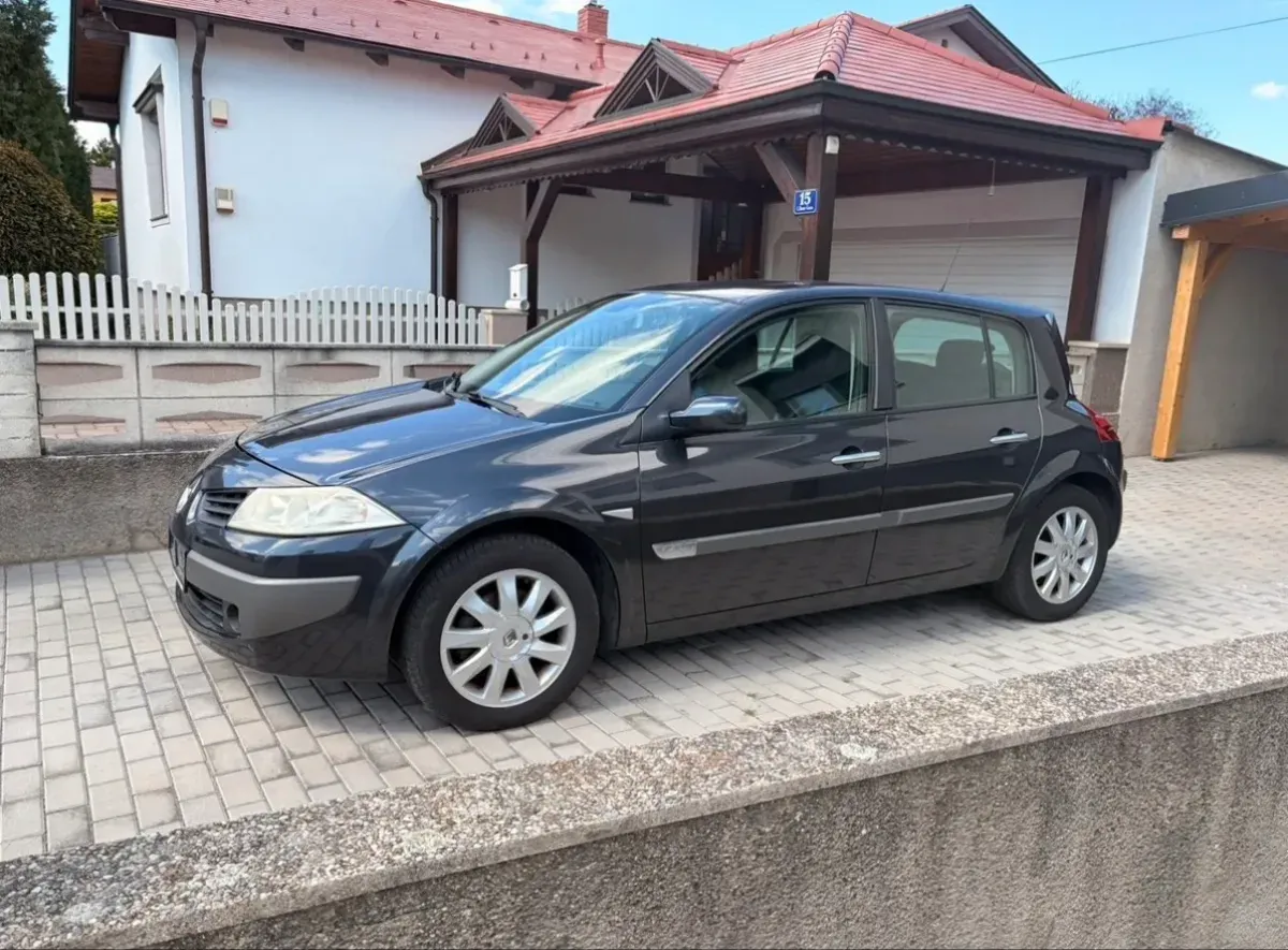 Renault Megane 2006 photo 2
