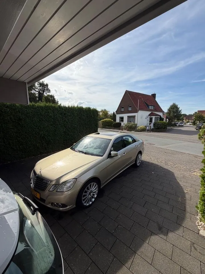 Mercedes-Benz E 220 Cdi